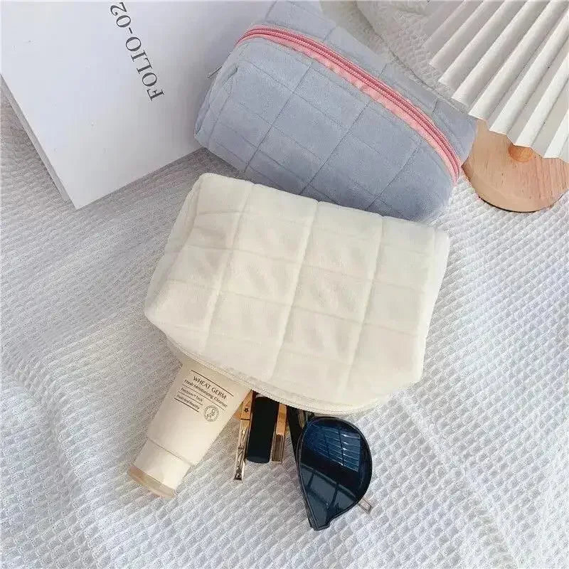 Simple Makeup Bag Pillow Pen Bag High Appearance Level WOMEN'S Large Capacity Pillow Bag Portable Storage Bag