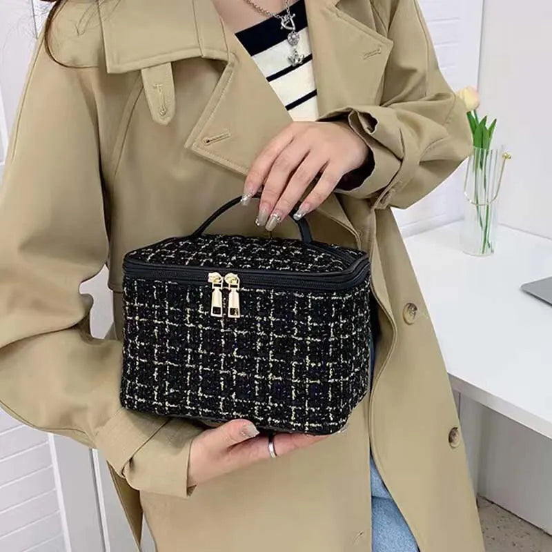 Fashion Cosmetic Bag Large Capacity Portable Handbag Woven Cosmetics Makeup Brush Storage Household Travel Wash Bag