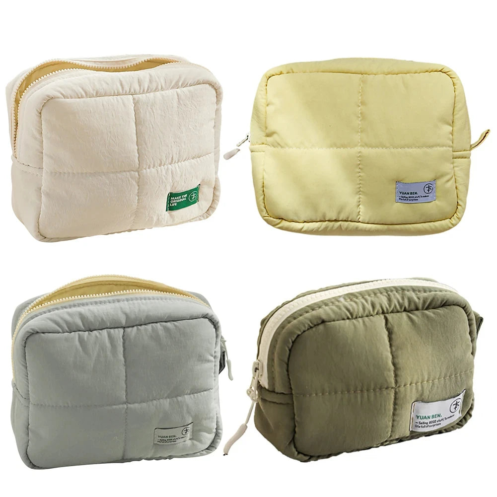 Women Quilted Makeup Bag Makeup Storage Bag Aesthetic Cosmetic Holder Bag Waterproof Puffer Cosmetic Pouch Outdoor Travel Bag