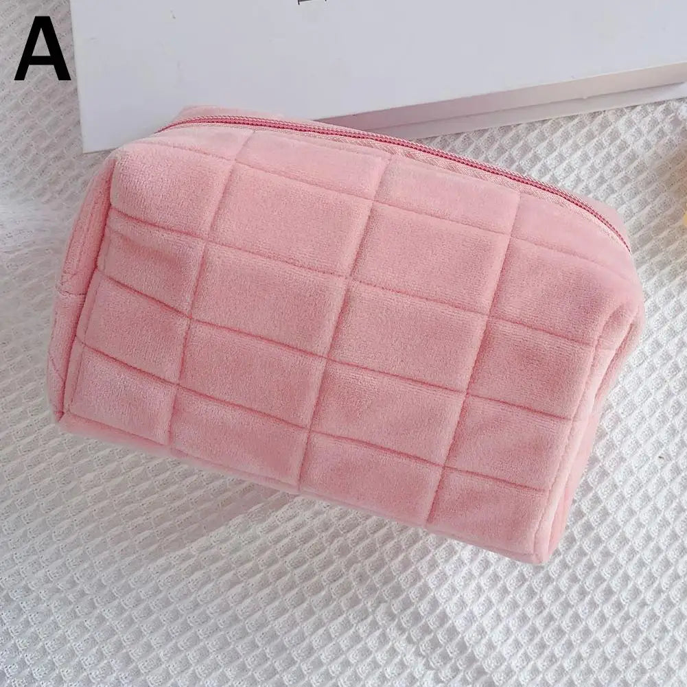 Large Solid Color Cosmetic Bag Cute Fur Makeup Bag for Women Travel Make Up Toiletry Bag Washing Pouch Plush Pen Pouch