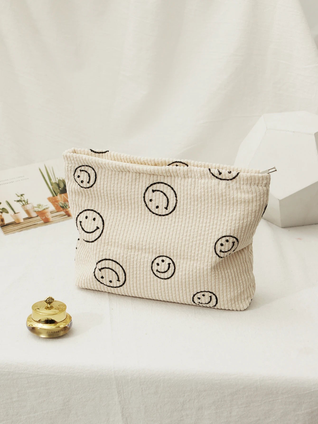Makeup Bag For Women - Corduroy Cosmetic Bags Aesthetic Design Ladies Tote Bag, Cute Smiley Face Makeup Organizer with Zipper