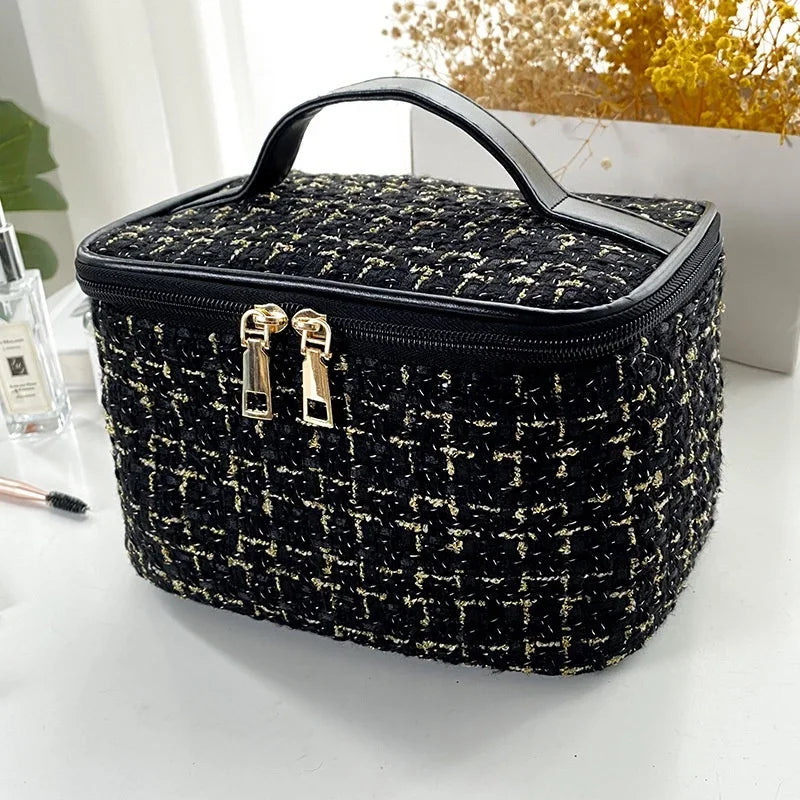 2024 New Women's Bag Knitted Style Makeup Bag Portable Portable Portable Makeup Bag Fashionable Large Storage Bag BX100