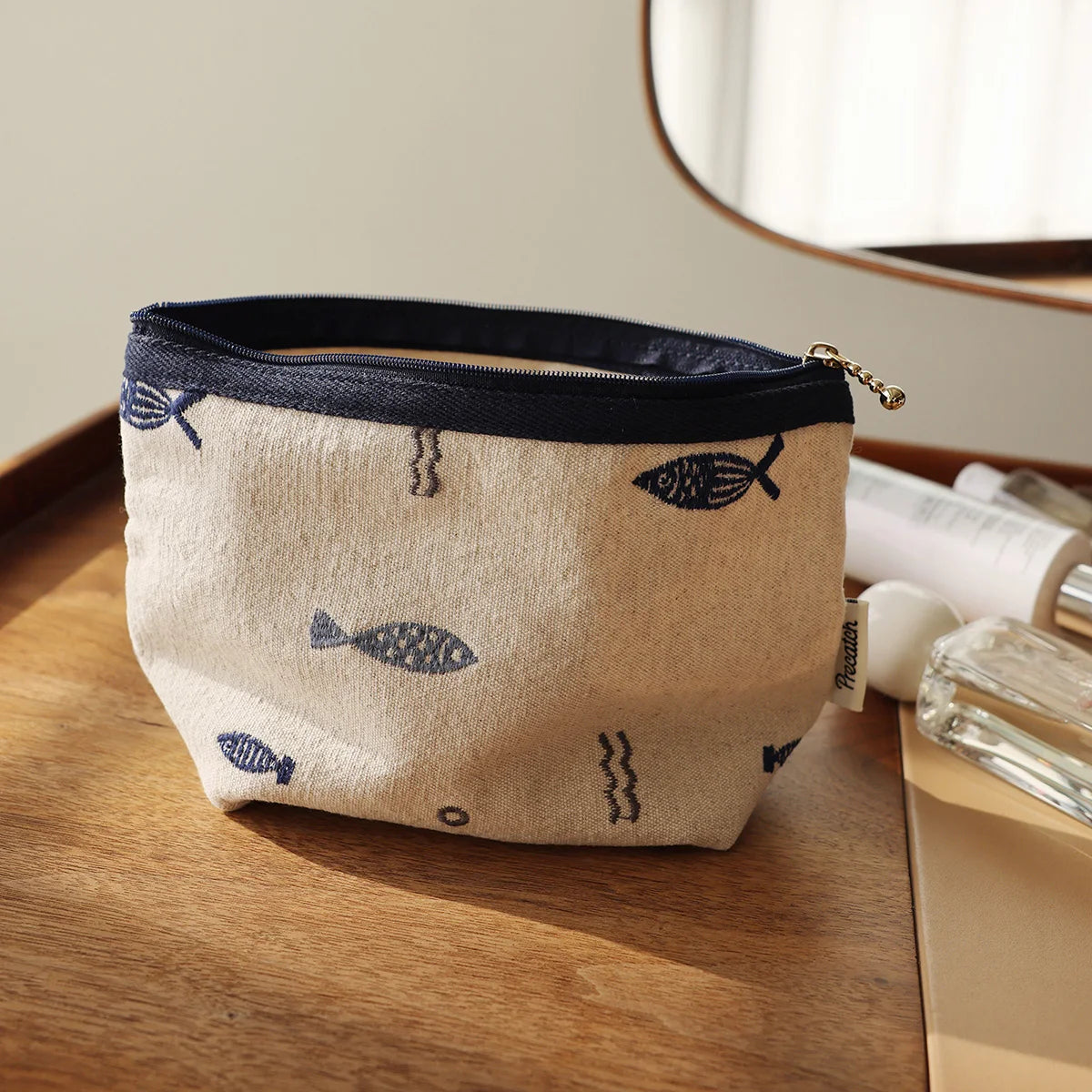 Embroidered cosmetic bag Literary Simple storage bag Travel portable zipper Makeup bag Ethnic style liner Handmade Medium bag