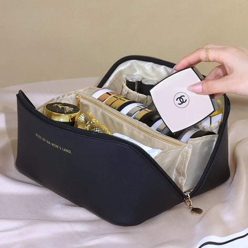 Makeup Bag Portable Large Capacity Beauty and Skincare Storage Bag High Appearance Level Waterproof Clutch Bag